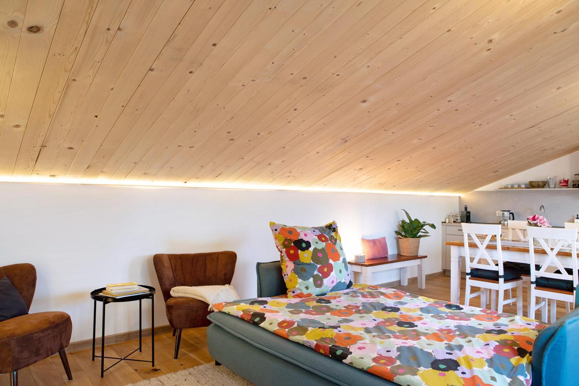 Apartment Refugium Aus Vollholz Schlitz